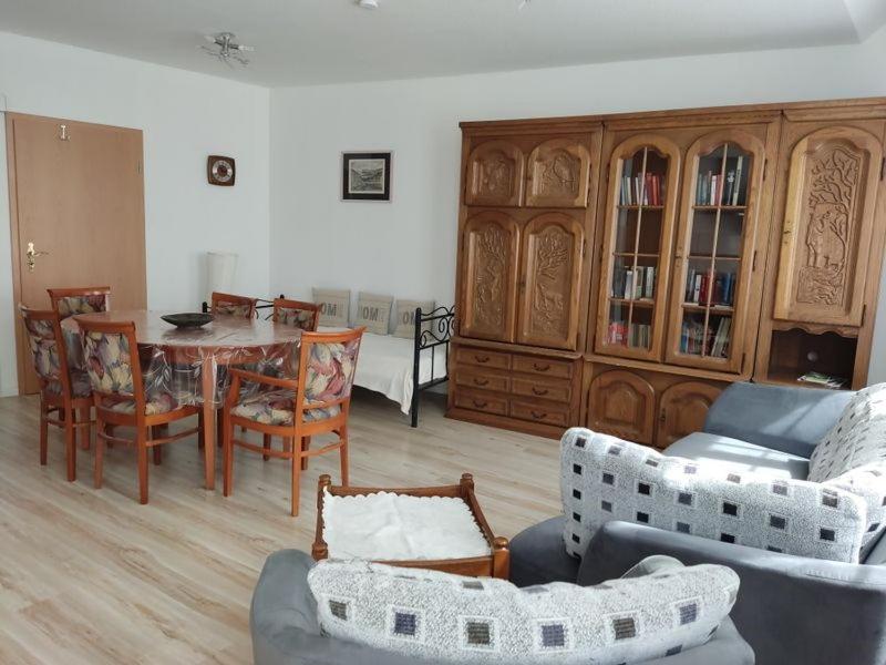 Appartement FeWo 1 im ehemaligen Geschenkehaus 16 Laufenstraße 52156 Montjoie