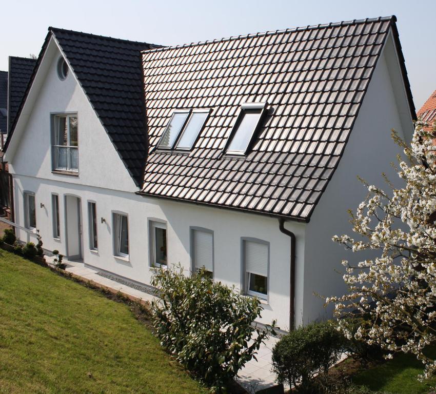 FeWo Blankenese im Haus Lühegarten Lühedeich 14, 21720 Grünendeich