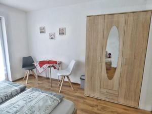 FeWo direkt am Wald und Wanderweg, mit Balkon, Ruhe pur