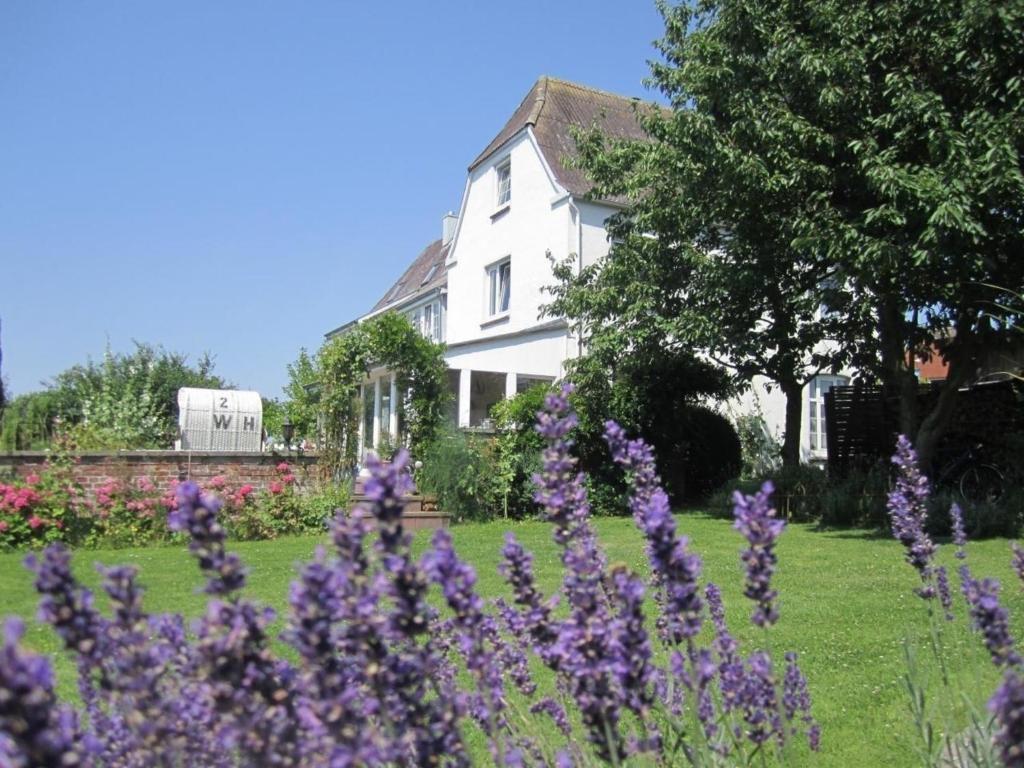 FeWo Ferienwohnung Travequelle Whg Steuerbord Gießelrade Holsteinische Schweiz Ostsee Nähe Scharbeutz Sibliner Str. 3, 23623 Ahrensbök
