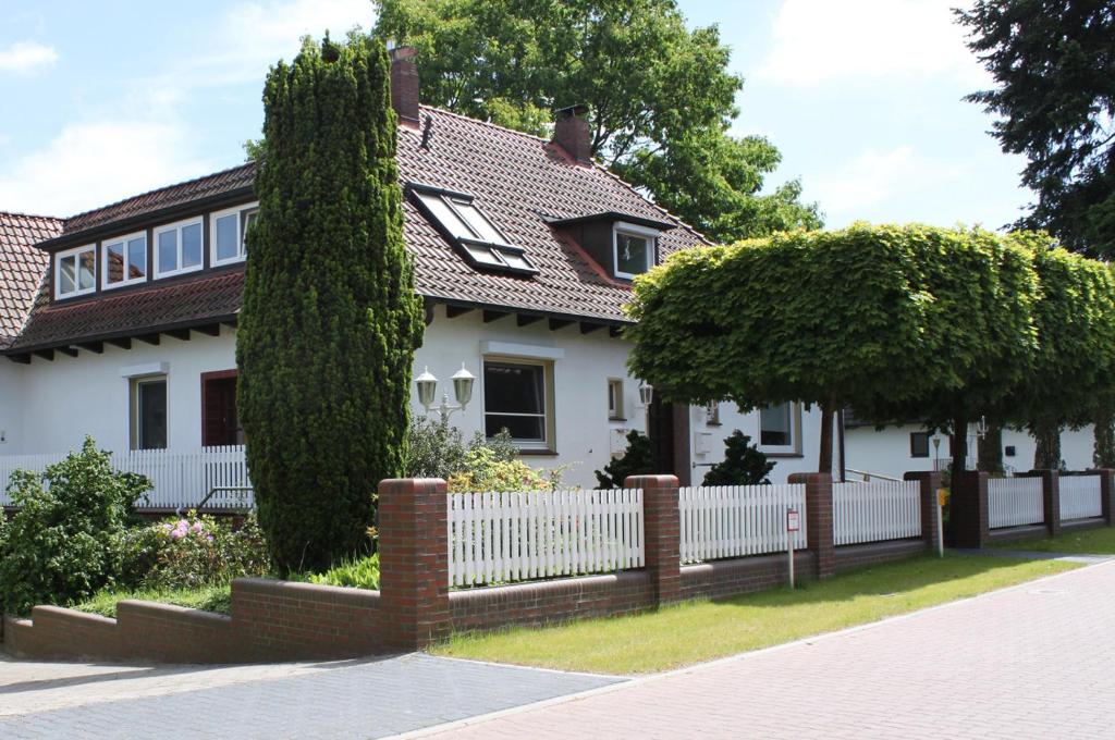 FeWo im Auetal - Wohnung II 33 Schloßstraße, 21271 Hanstedt