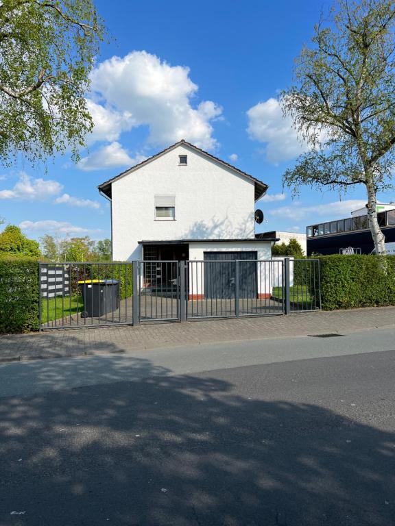Appartement FeWo-Ost 2 Max-Eyth-Straße 12 35394 Giessen