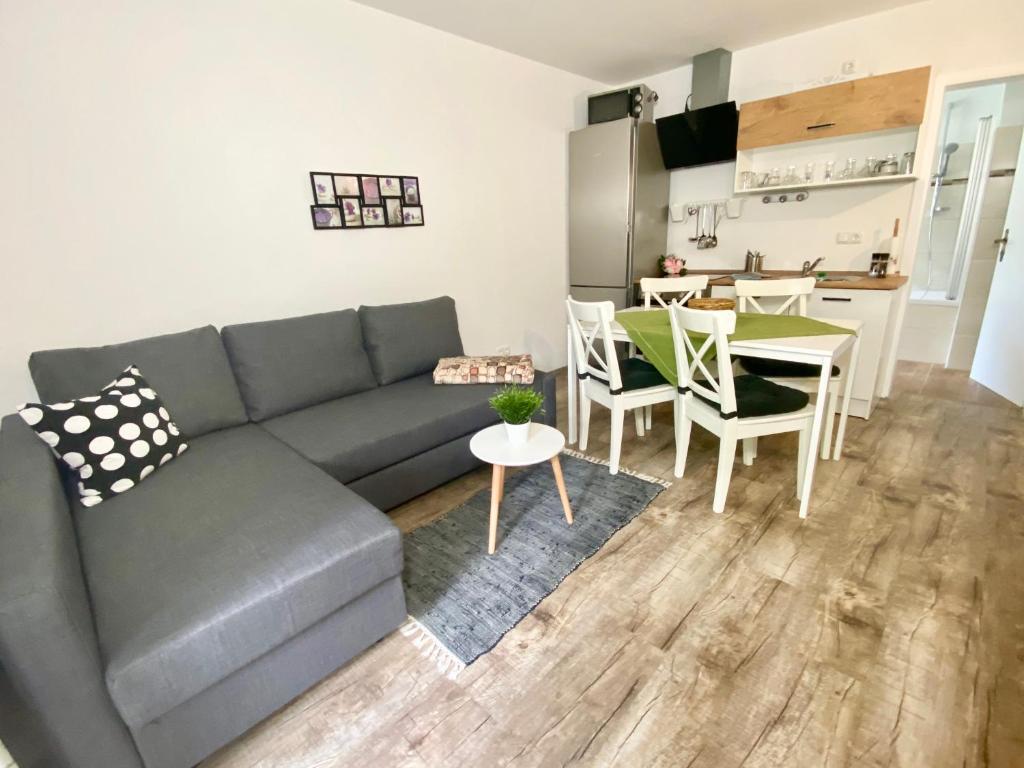 Appartement FeWo Rehblick 25 Vorbergstraße 1 Stock 83471 Schönau am Königssee