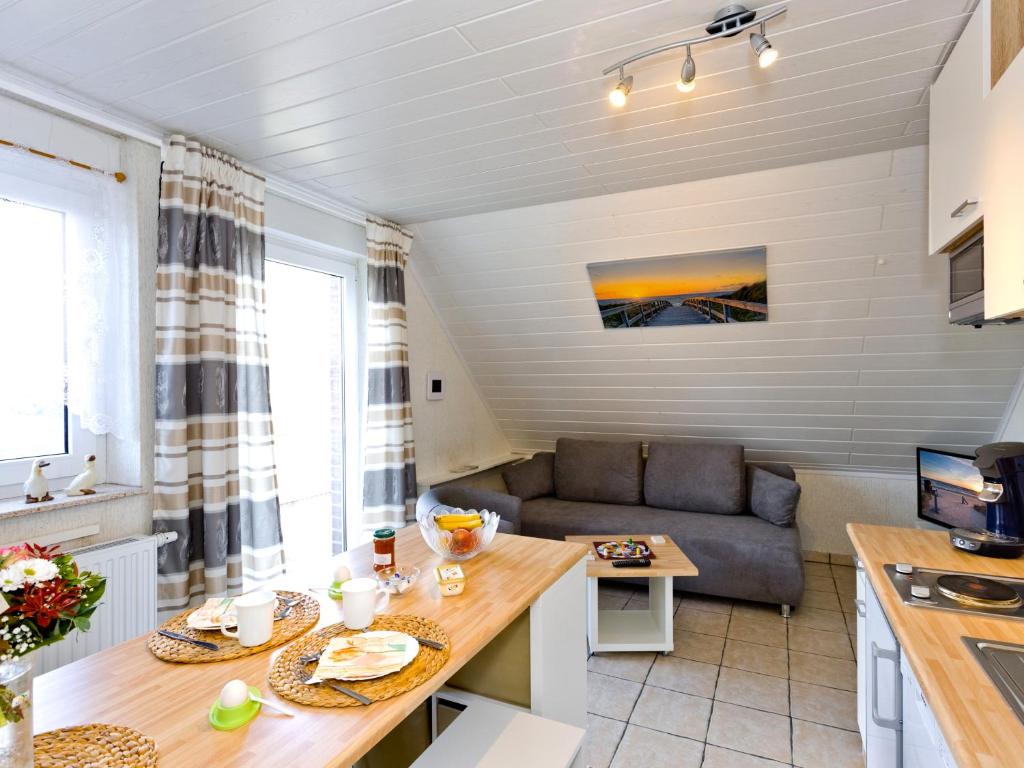 FeWo Sonnenanbeter 26 Vincent-Lübeck-Straße Ferienhaus PETRY, 27632 Dorum