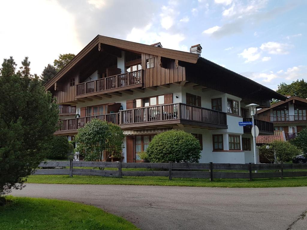 Appartement Fewo Sonntagshorn Kurhauststraße 6c 1e stock 83324 Ruhpolding