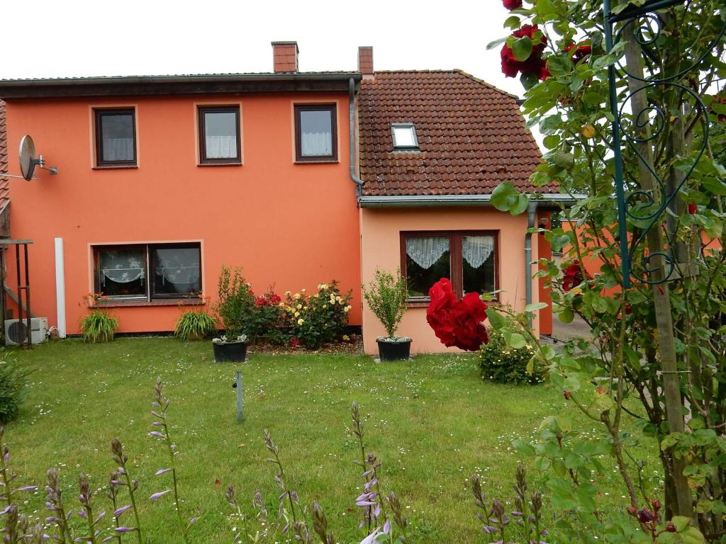 Appartement FeWo WE 6402 Ferien u Angeln auf Rügen-ruhige Lage,Garten! Dorfstr. 46 18569 Trent