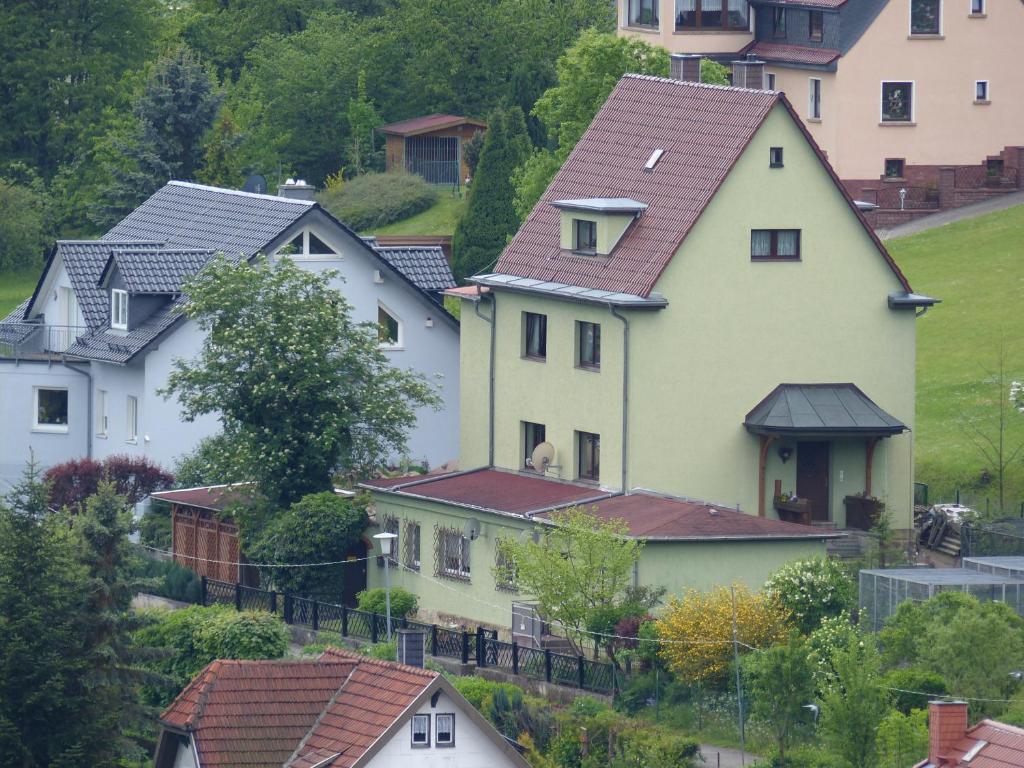 Appartement Fewo Zum alten Bergdoktor Kirchberg 24 Ferienwohnung (Erdgeschoss) 36448 Bad Liebenstein