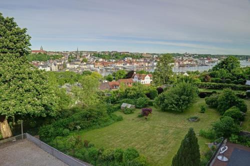 fewo1846 - Bellevue - Freundliche 2-Zimmer-Wohnung mit Balkon und Hafenblick