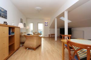 Appartement Fewos Herrmann Am Strauchelfeld 4 Fewo 24 Am Strauchelfeld 4, WLan, (Fewo 24) 17459 Ostseebad Koserow Mecklembourg-Poméranie