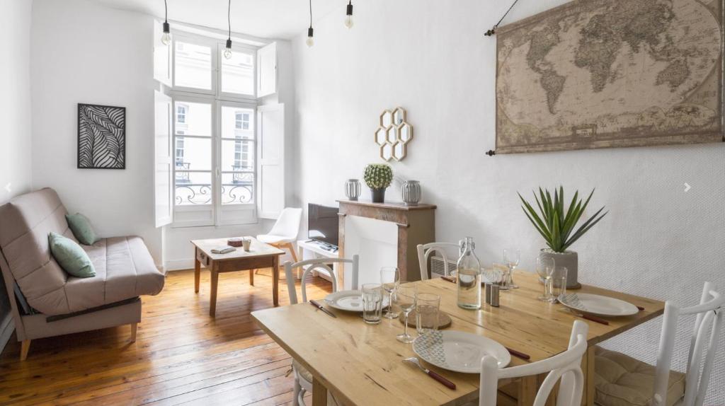 Feydeau 12 Rue Kervégan, 44000 Nantes