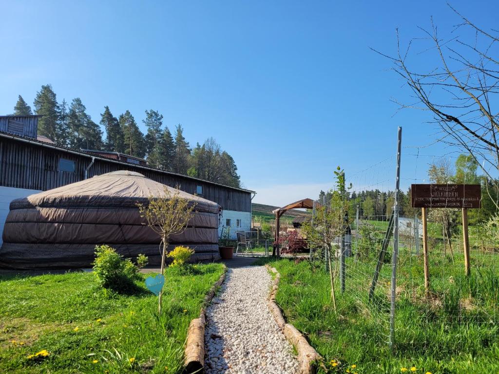 Fichtel-Jurte - Optional mit Hot Tub Thiersteiner Straße 29, OT: Neuhaus an der Eger, 95691 Hohenberg an der Eger