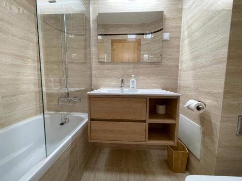 Figueira Centro Apartment by Rent4All