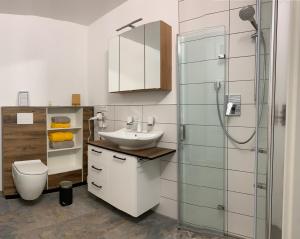 Firmen & Ferienwohnung Brecht 2