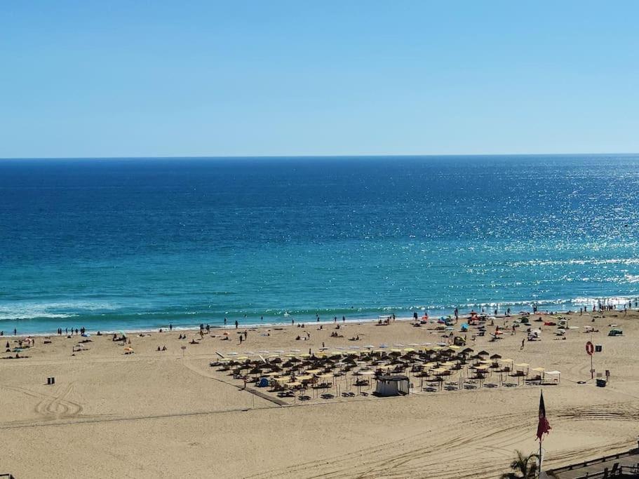 First Line Ocean View Avenida Tomás Cabreira Edifício Praia da Rocha, 8500-802 Portimão