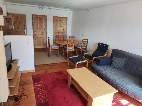 Five Oaks - Weisse Wohnung