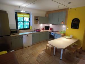 Five Oaks - Weisse Wohnung