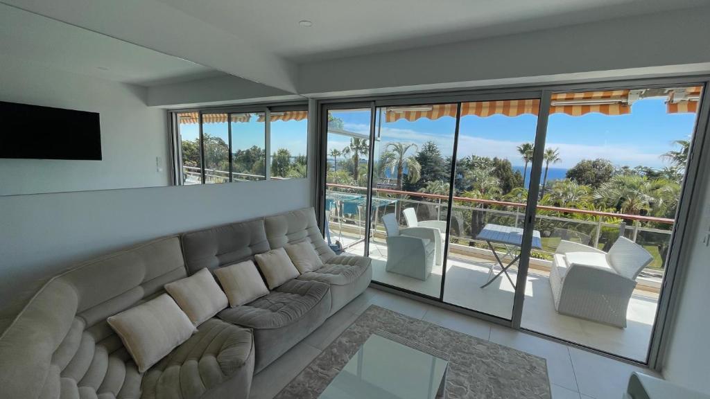 Flamingo View - POOL + WIFI + AC