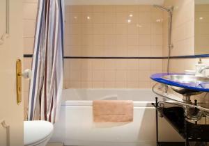 Flat with terrace and river view - Se4