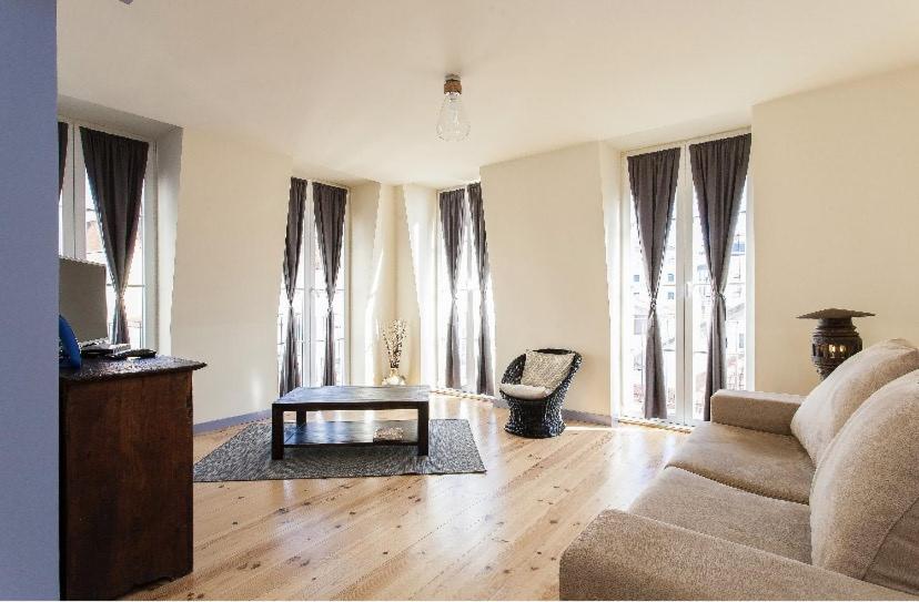 Flats do Chiado 18 Rua Marechal Saldanha 1200-260, 1200-259 Lisbonne