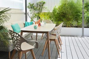 Flea Market Alfama House (Patio/Pool/AC/Garage)