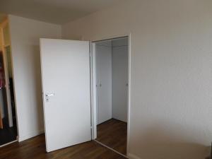 Appartement Flensburg 14B Osterwisch Eingang Nordertor,Etage 4 von 4, Whg. Nr. 420, Abstellraum Nr. 6 Erdgeschoss von Außen ganz rechts 24217 Holm Schleswig-Holstein