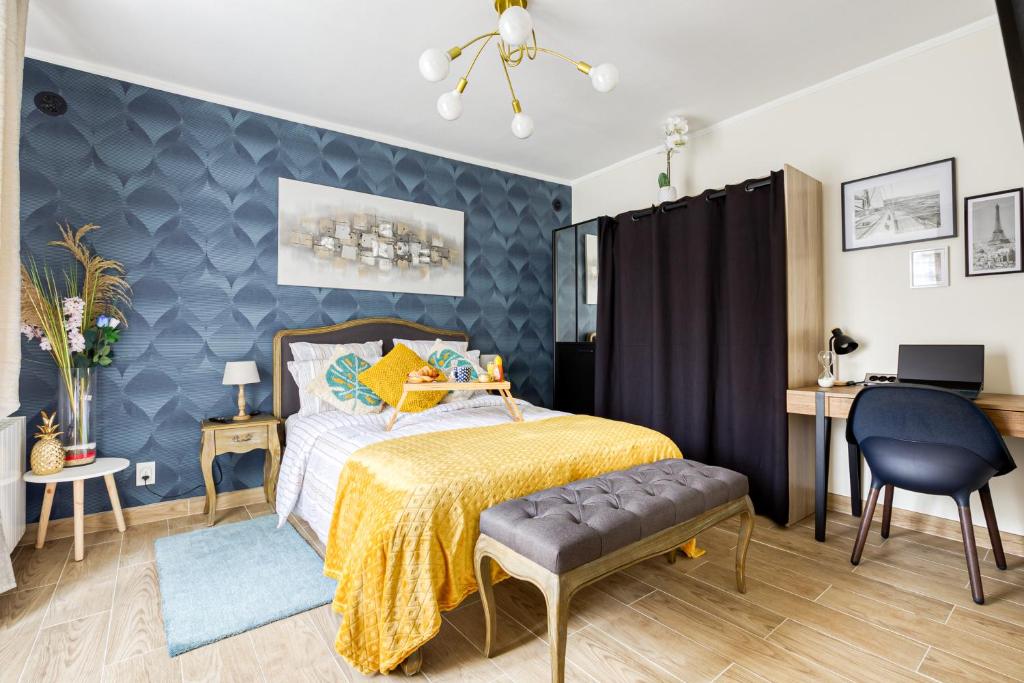 Appartement Fleur de lys 5 min Château et Gare Wifi, Netflix 36 bis Rue de Montreuil 78000 Versailles