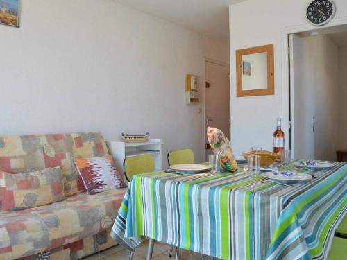 Appartement Appartement Fleury-Saint-Pierre-la-Mer, 2 pièces, 4 personnes - FR-1-229D-233 Appartement NÂ°11 3Eme Etage - Bld Des Embruns - Saint Pierre La Mer