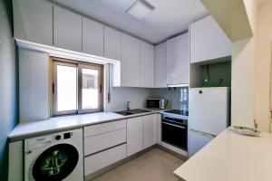 FLH Albufeira Old Town Flat with Terrace