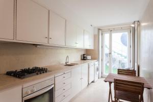 FLH Alecrim Downtown Apartment