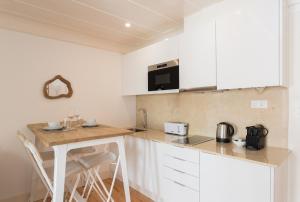FLH Anjos Lovely Apartment