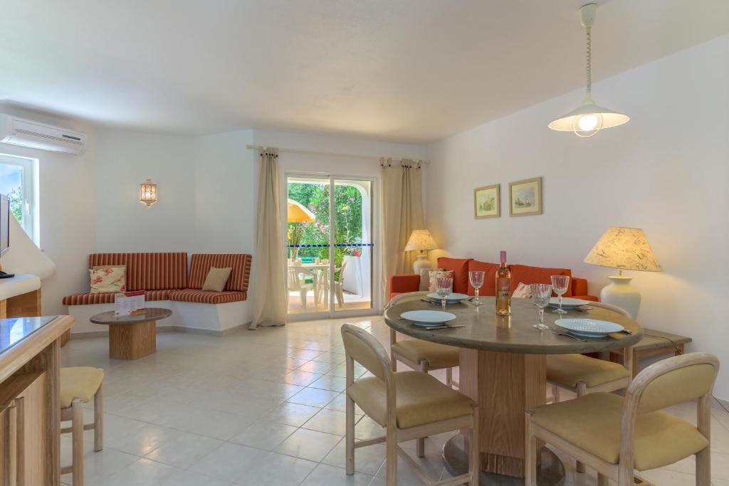 Appartement FLH Balaia Village Apartment with Pool I 640 Balaia Golf Village 8200-594 Olhos de Água