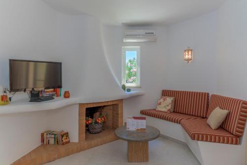 FLH Balaia Village Apartment with Pool I
