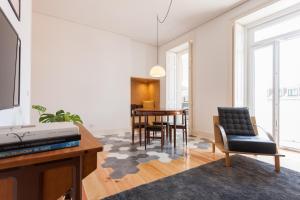 FLH Bica Modern Flat with View