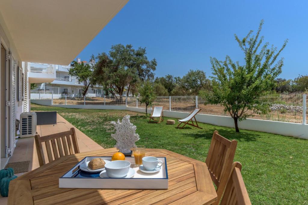 FLH Cabanas Garden Flat Rua Pedro Nunes 8, Edificio 18, Lote D, RC-C, Lugar de Fortaleza, 8800-594 Cabanas de Tavira