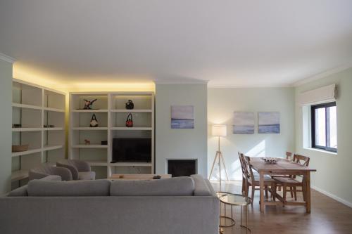 FLH Cascais Family Apartment