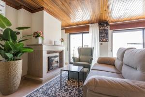 FLH Cascais Rooftop Apartment