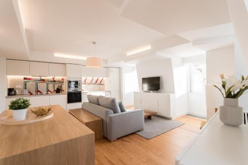 FLH Chiado Bright Apartment