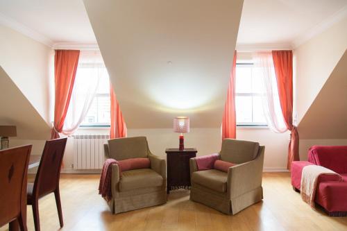FLH Chic Chiado Exotic Spacious Residence