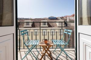 FLH Downtown Central Flat with Balcony