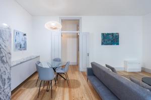 FLH Downtown Marble Apartment