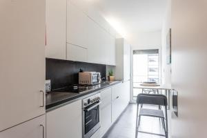 FLH Expo Modern Flat with Balcony