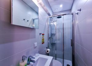 FLH Faro Spacious Flat with Balcony