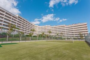 Appartement FLH Funchal Sea View Apartment with Pool Rua Velha da Ajuda 123 9000-749 Funchal Madère