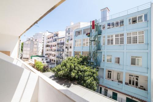 FLH Gulbenkian Flat with Balcony