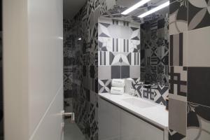 FLH Intendente Portuguese Flat