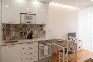 FLH Intendente Portuguese Flat