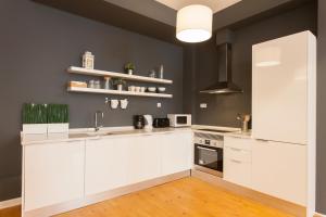 FLH Luxus Baixa Flat