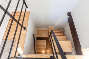 FLH Madragoa Wood Flat with Balcony