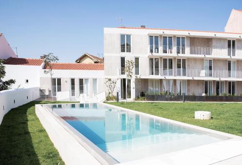 FLH Mouraria Blue Design with Parking & Pool