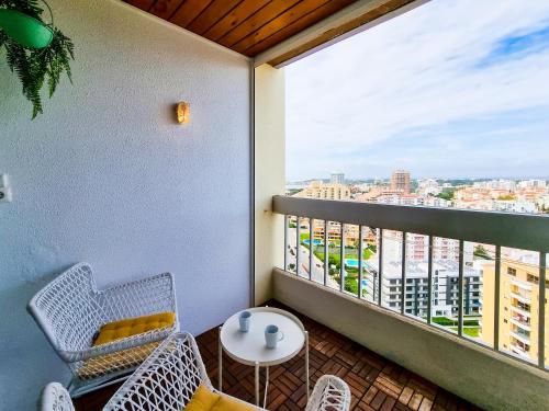 FLH Portimão Bright Studio with Balcony